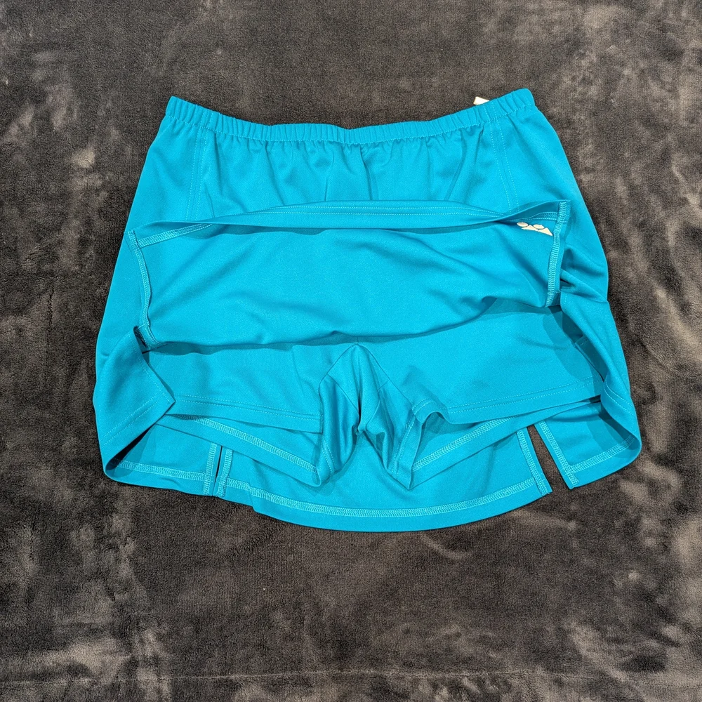 Yonex Women's Athletic Skort in Teal